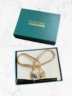 Vintage Foster Gold-Tone Double Key Ring with Medallion